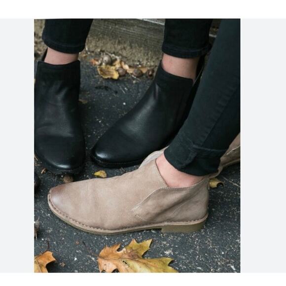 Dolce Vita Sz 9 Findley Ankle Booties Pull-on Suede Chukka Boots Style Comfort - Picture 16 of 16